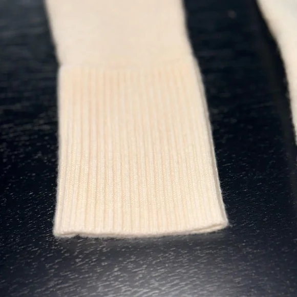 Wool Children’s Perfect Moment Sweater - Picture 5 of 9